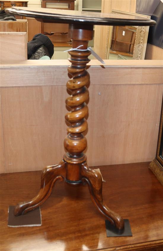 A Victorian rosewood and marquetry inlaid tripod wine table H.70cm